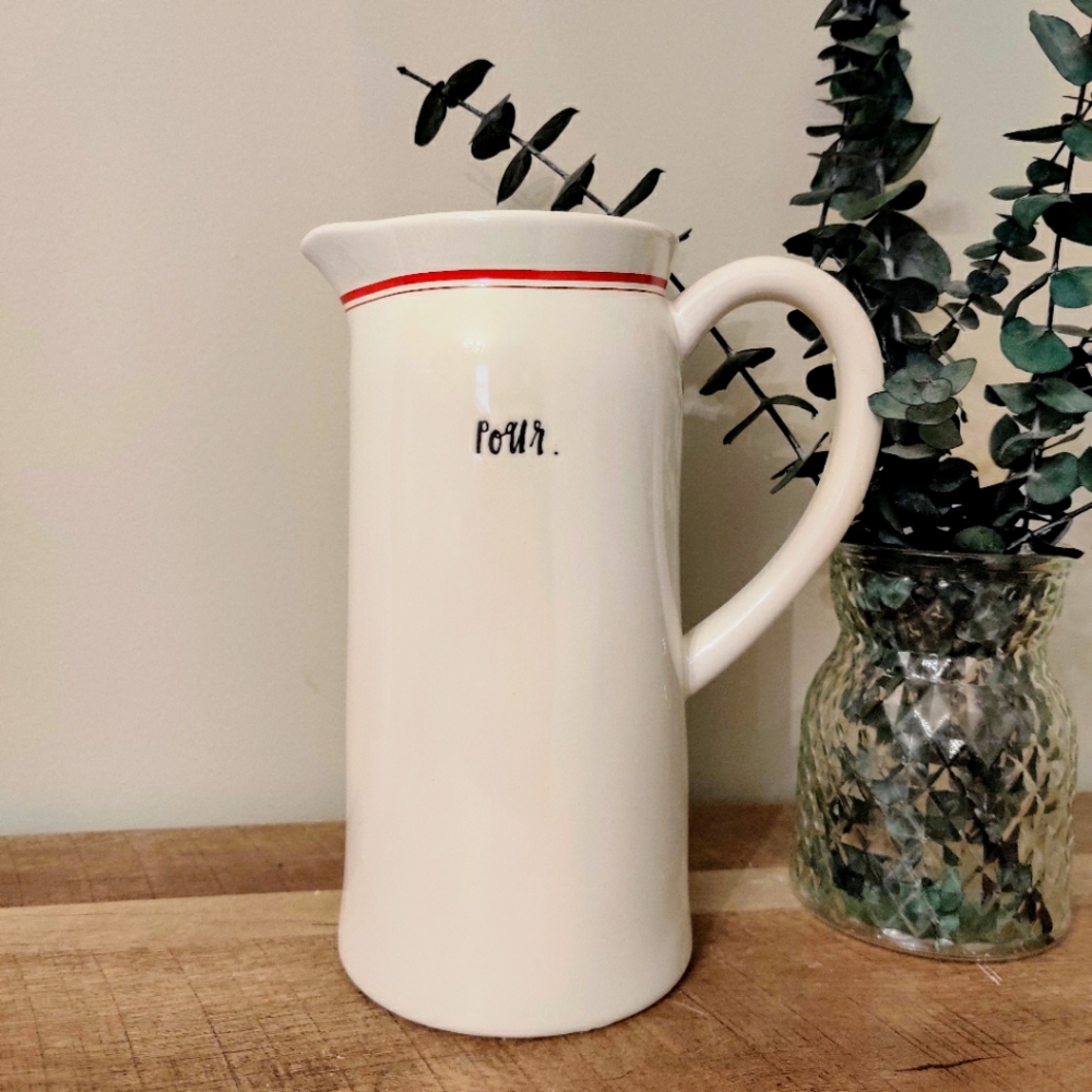 🆕 Rare Rae Dunn Farmhouse Red "Pour" Pitcher, Artisan Collection by Magenta